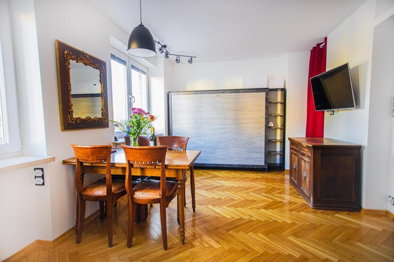 Charming Apt Next To Lazienki Park And City Center Varšava Exteriér fotografie